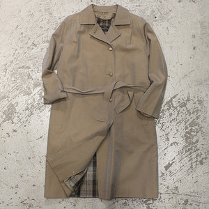 90&#039;s Sanyo Coat