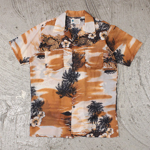 90&#039;s aloha shirt